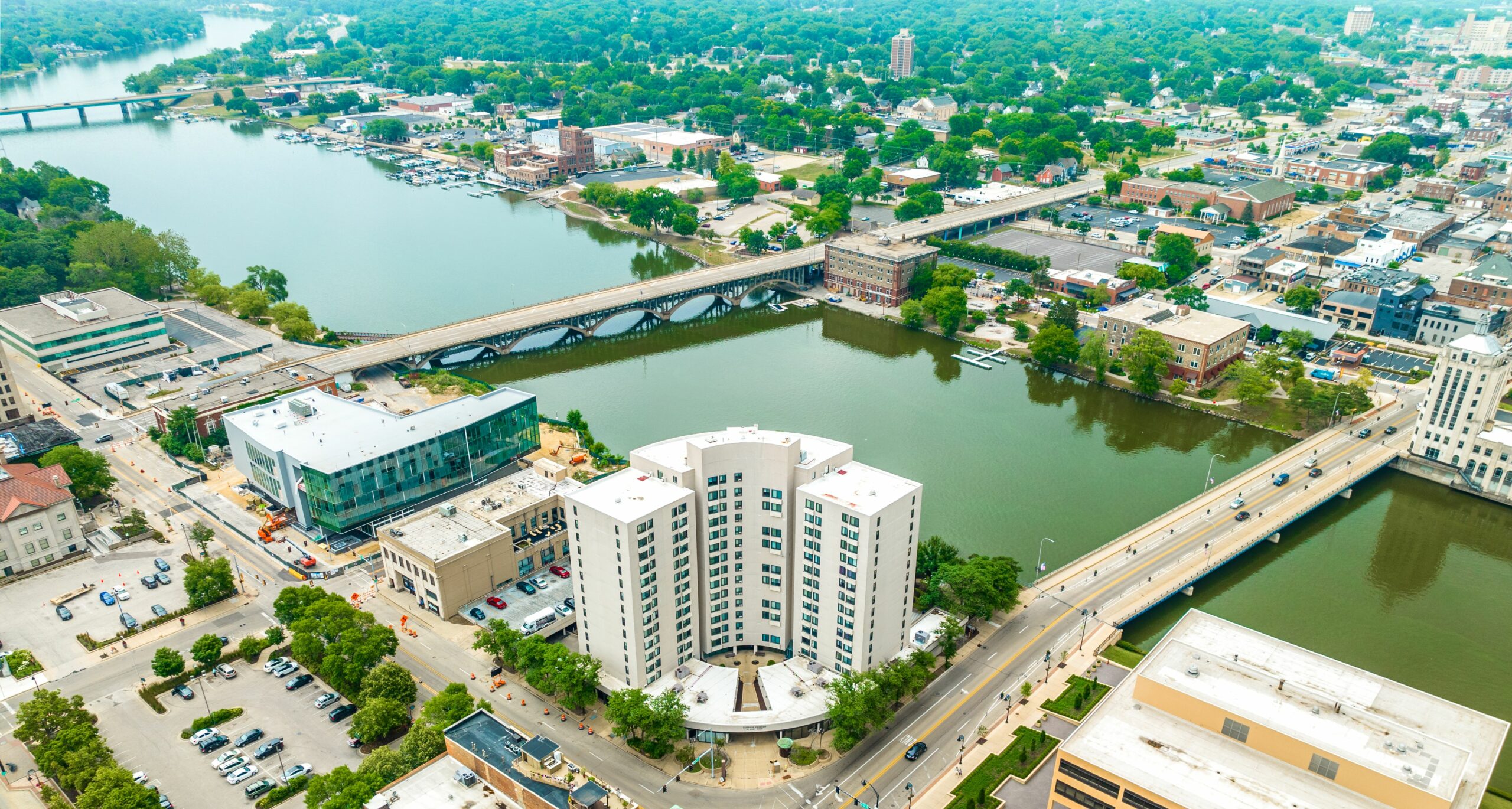 Belle Courts Apartments